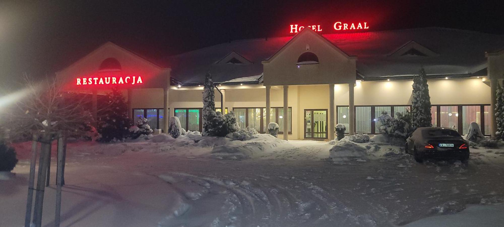 Restauracja Hotel Graal Targowisko Exteriér fotografie