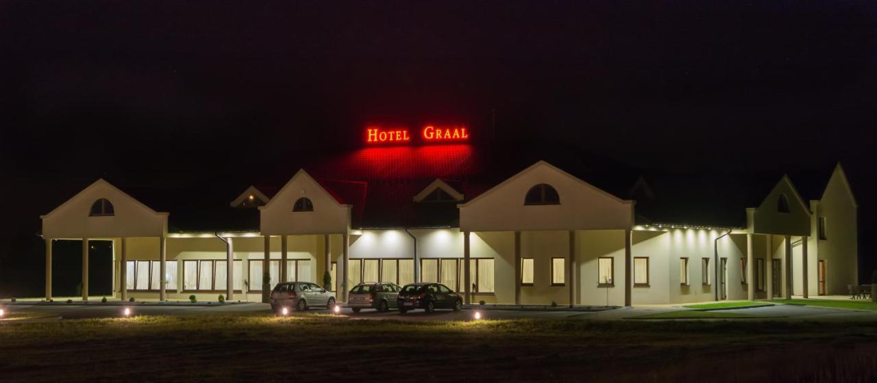 Restauracja Hotel Graal Targowisko Exteriér fotografie