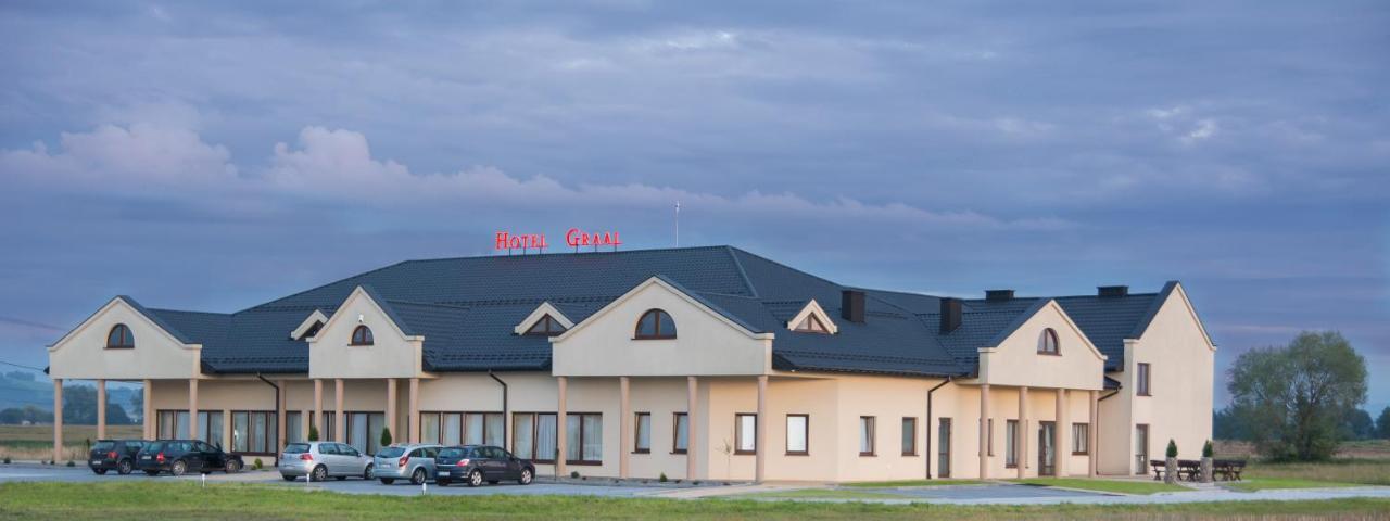 Restauracja Hotel Graal Targowisko Exteriér fotografie