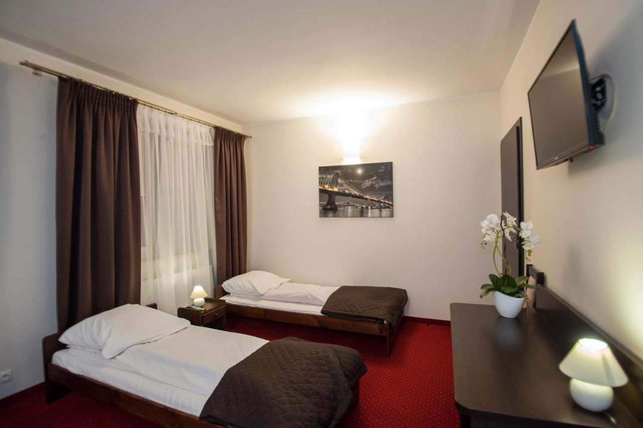 Restauracja Hotel Graal Targowisko Exteriér fotografie